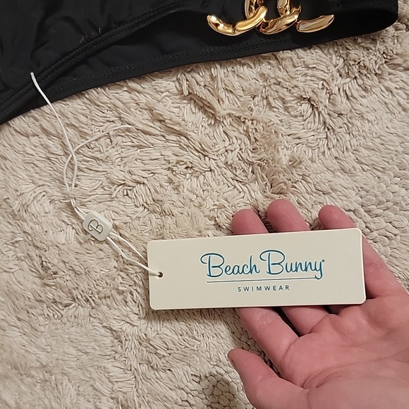 Beach bunny swimming suit size L - Picture 4 of 6